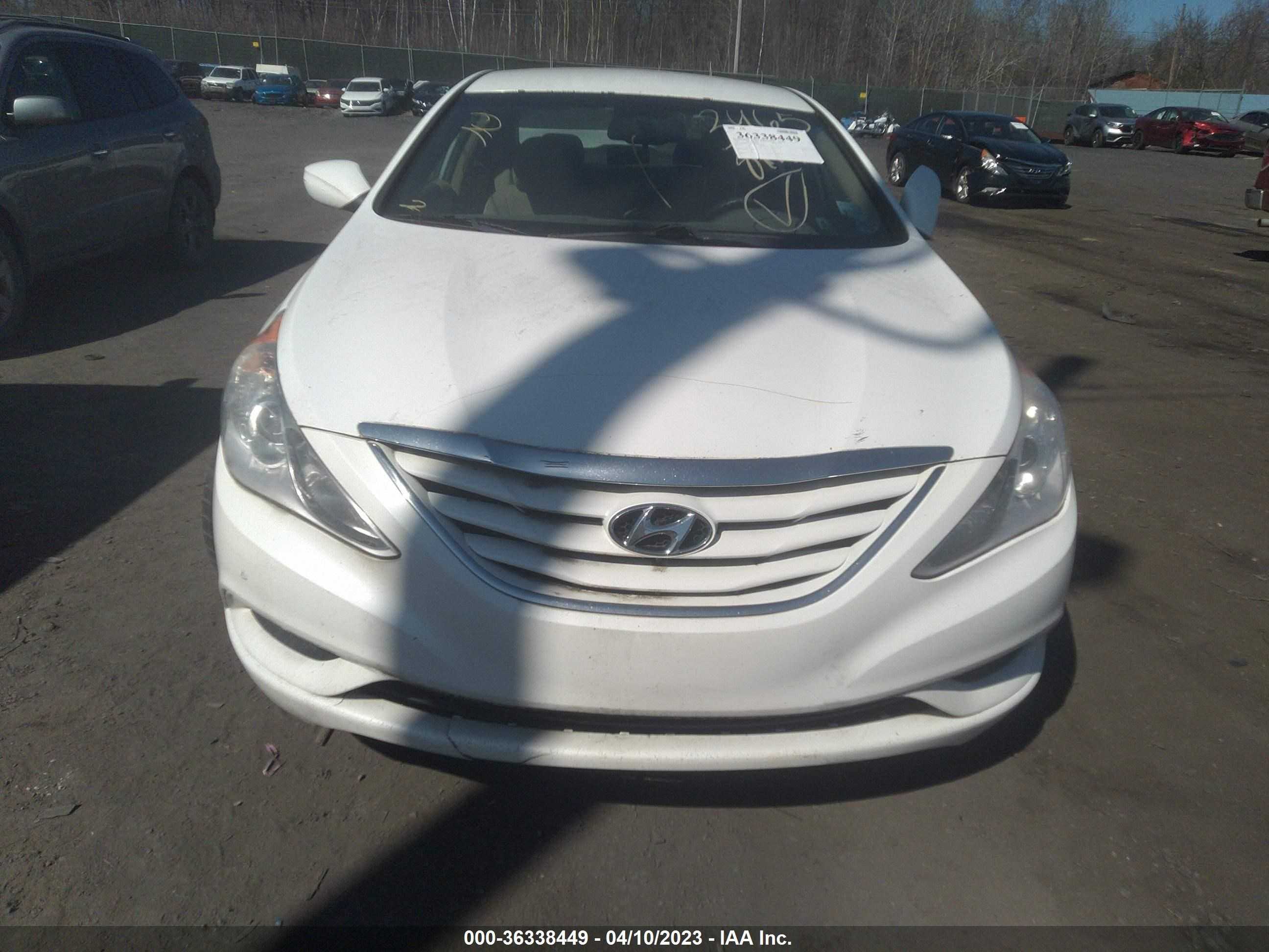 Photo 5 VIN: 5NPEB4AC4CH498727 - HYUNDAI SONATA 