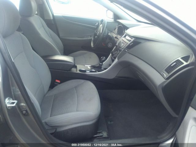 Photo 4 VIN: 5NPEB4AC4CH498906 - HYUNDAI SONATA 