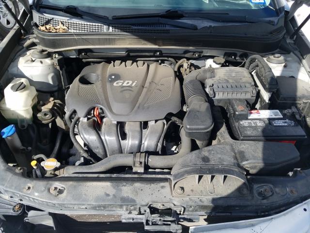 Photo 6 VIN: 5NPEB4AC4CH499554 - HYUNDAI SONATA GLS 