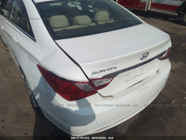 Photo 5 VIN: 5NPEB4AC4CH501609 - HYUNDAI SONATA 