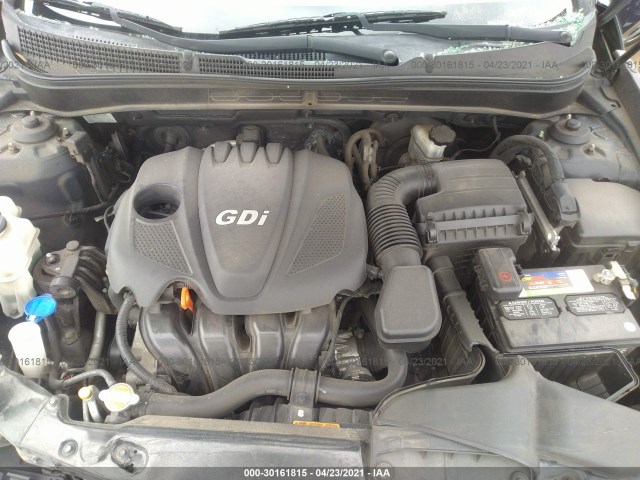 Photo 9 VIN: 5NPEB4AC4DH523949 - HYUNDAI SONATA 