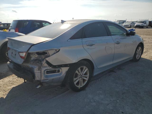 Photo 2 VIN: 5NPEB4AC4DH530092 - HYUNDAI SONATA GLS 