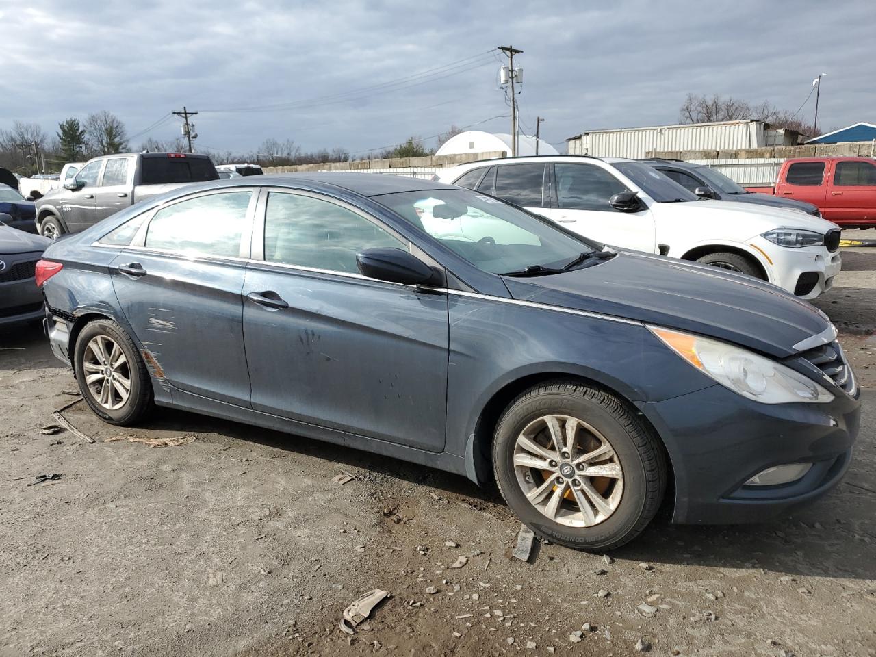 Photo 3 VIN: 5NPEB4AC4DH535759 - HYUNDAI SONATA 