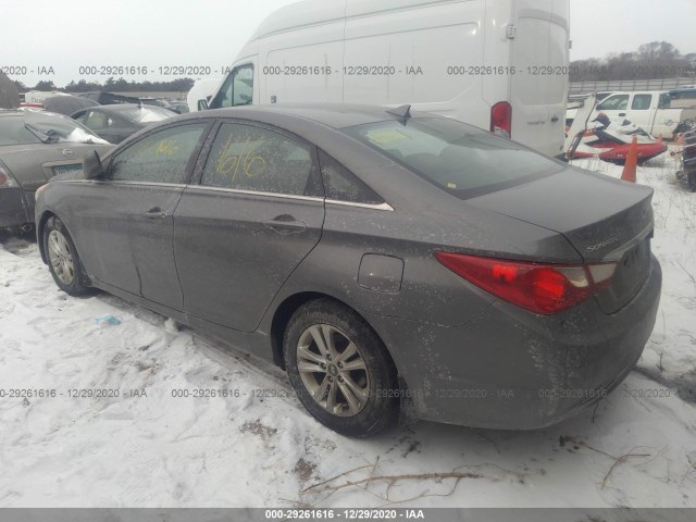 Photo 2 VIN: 5NPEB4AC4DH557213 - HYUNDAI SONATA 