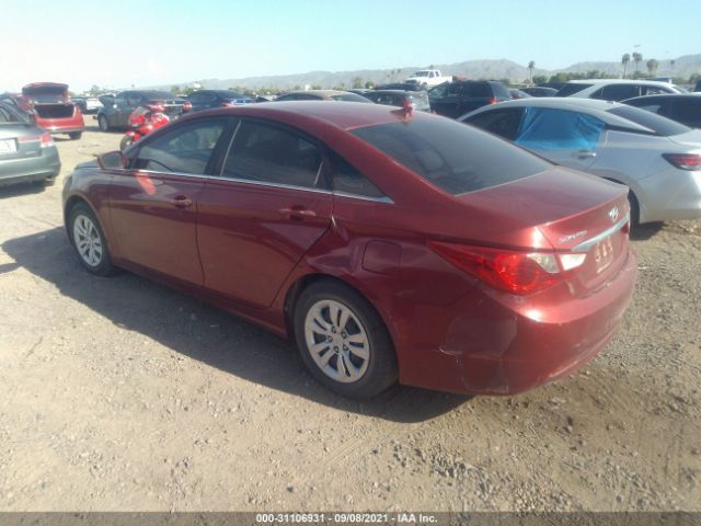 Photo 2 VIN: 5NPEB4AC4DH589529 - HYUNDAI SONATA 