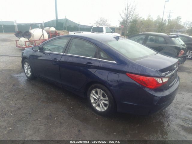 Photo 2 VIN: 5NPEB4AC4DH589840 - HYUNDAI SONATA 