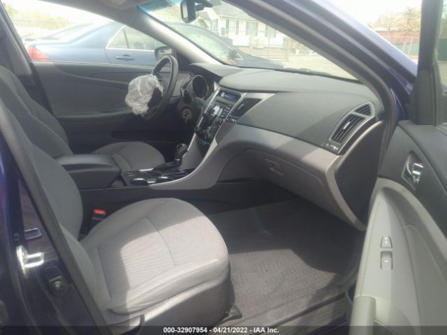 Photo 4 VIN: 5NPEB4AC4DH589840 - HYUNDAI SONATA 