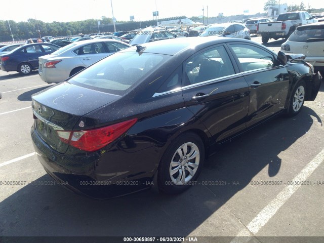 Photo 3 VIN: 5NPEB4AC4DH590082 - HYUNDAI SONATA 