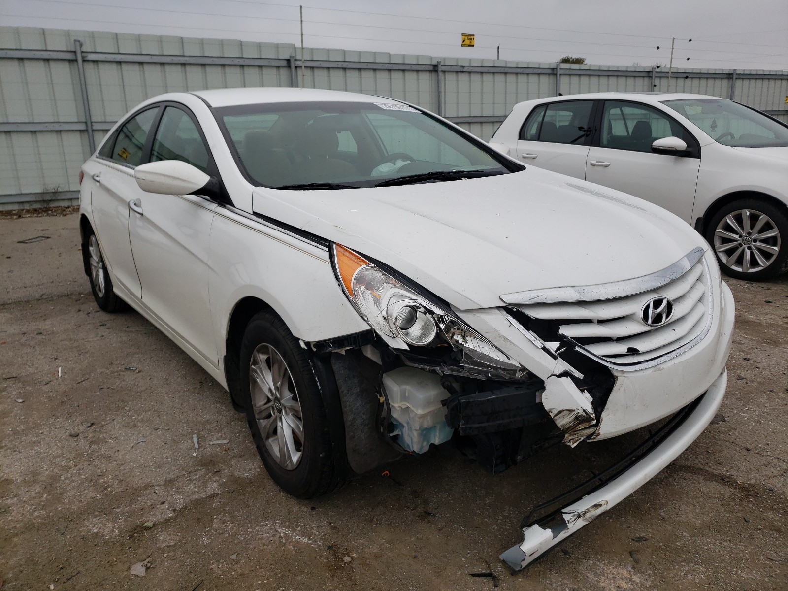 Photo 0 VIN: 5NPEB4AC4DH593631 - HYUNDAI SONATA GLS 