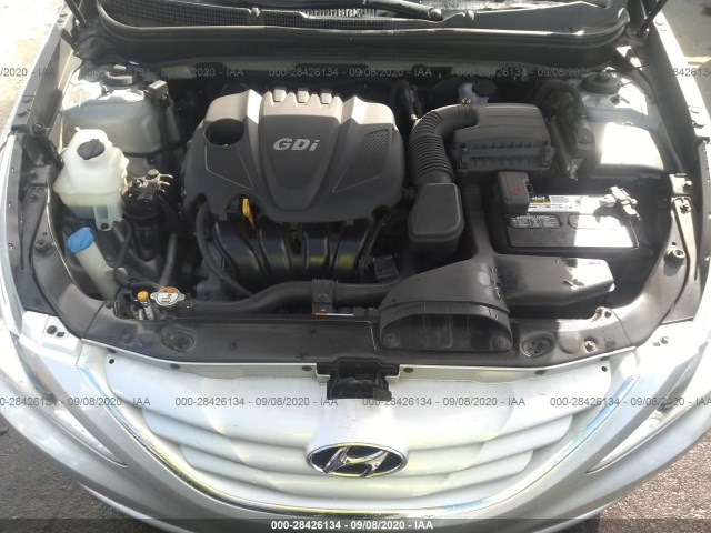 Photo 9 VIN: 5NPEB4AC4DH595279 - HYUNDAI SONATA 