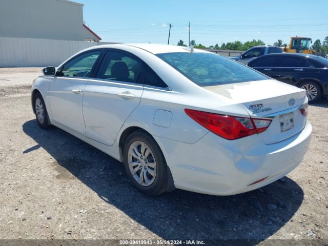 Photo 2 VIN: 5NPEB4AC4DH604904 - HYUNDAI SONATA 