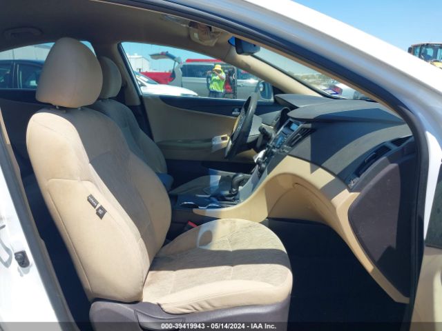 Photo 4 VIN: 5NPEB4AC4DH604904 - HYUNDAI SONATA 