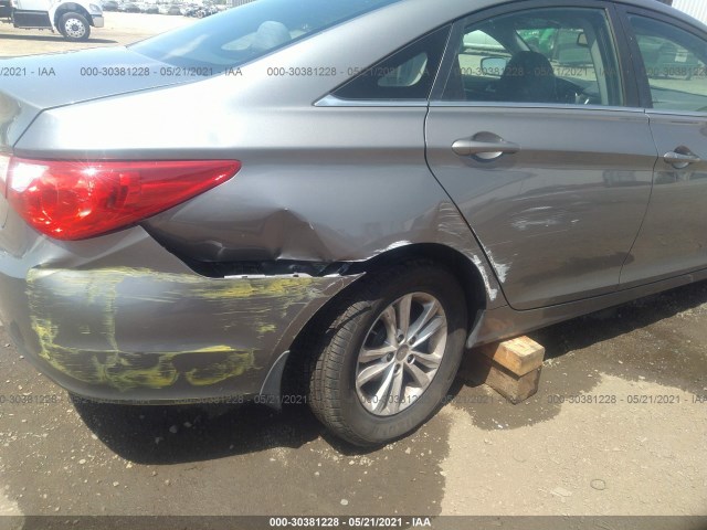 Photo 5 VIN: 5NPEB4AC4DH609908 - HYUNDAI SONATA 