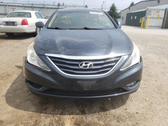 Photo 4 VIN: 5NPEB4AC4DH622402 - HYUNDAI SONATA GLS 