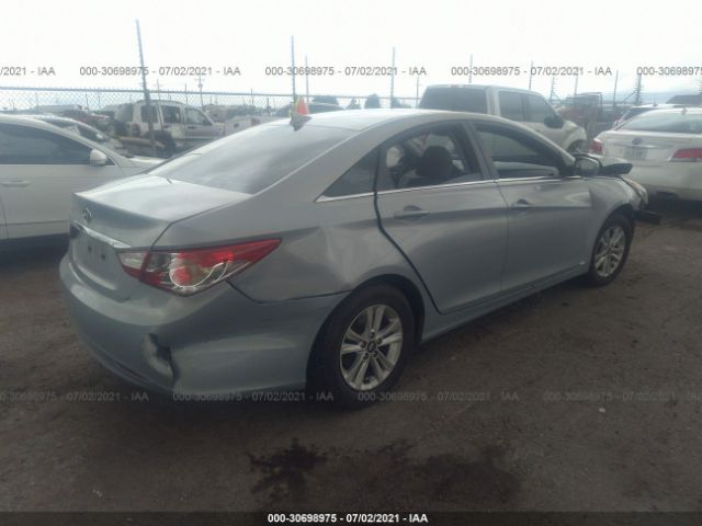 Photo 3 VIN: 5NPEB4AC4DH628961 - HYUNDAI SONATA 