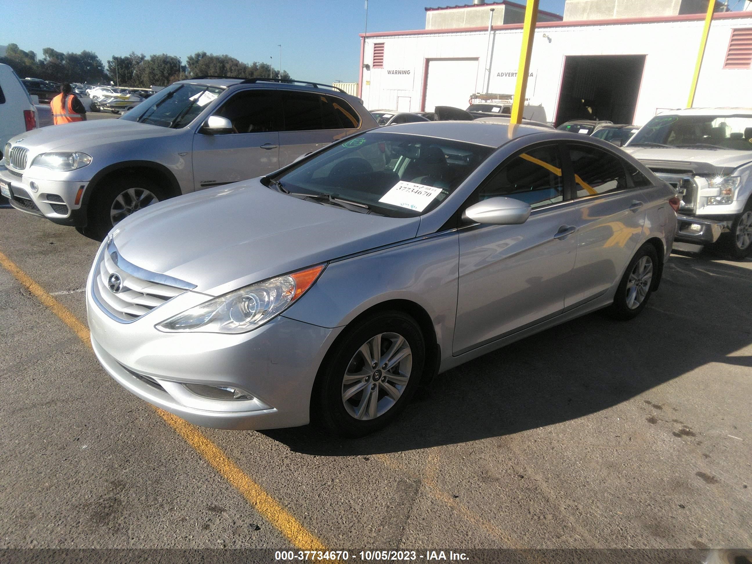 Photo 1 VIN: 5NPEB4AC4DH630225 - HYUNDAI SONATA 