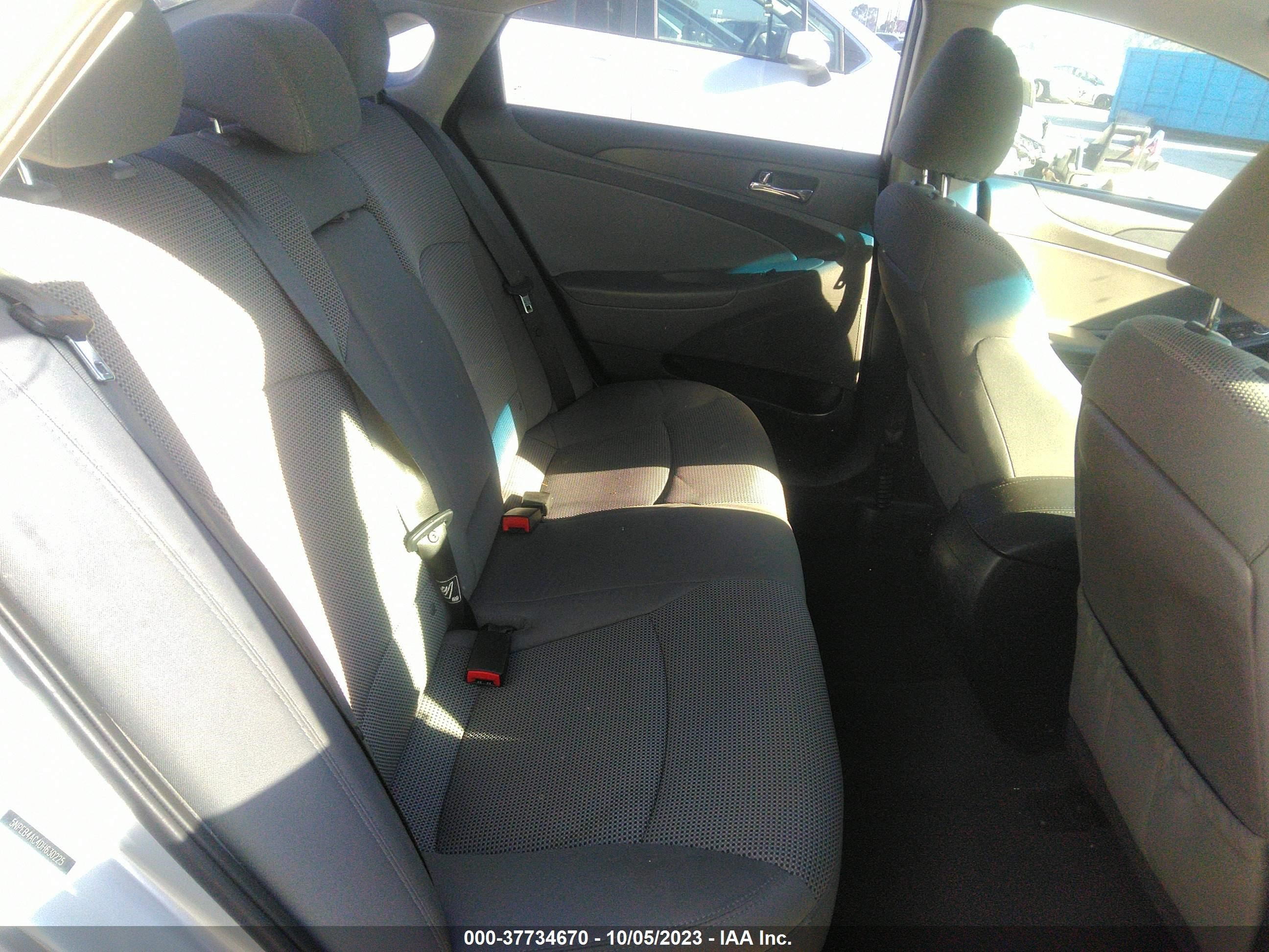 Photo 7 VIN: 5NPEB4AC4DH630225 - HYUNDAI SONATA 