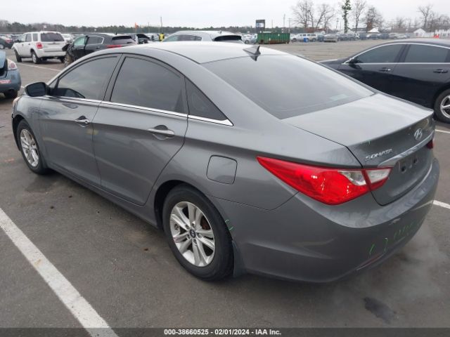 Photo 2 VIN: 5NPEB4AC4DH645243 - HYUNDAI SONATA 