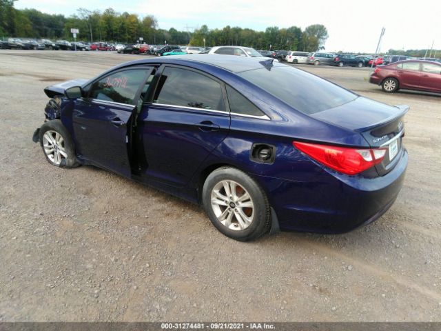 Photo 2 VIN: 5NPEB4AC4DH647008 - HYUNDAI SONATA 