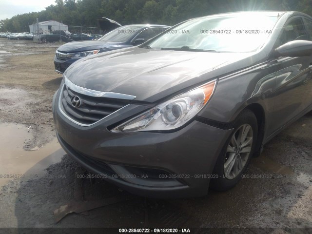 Photo 5 VIN: 5NPEB4AC4DH648952 - HYUNDAI SONATA 