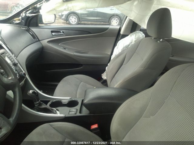 Photo 4 VIN: 5NPEB4AC4DH650121 - HYUNDAI SONATA 