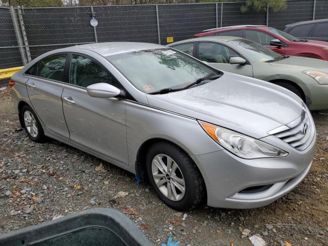 Photo 3 VIN: 5NPEB4AC4DH650670 - HYUNDAI SONATA 