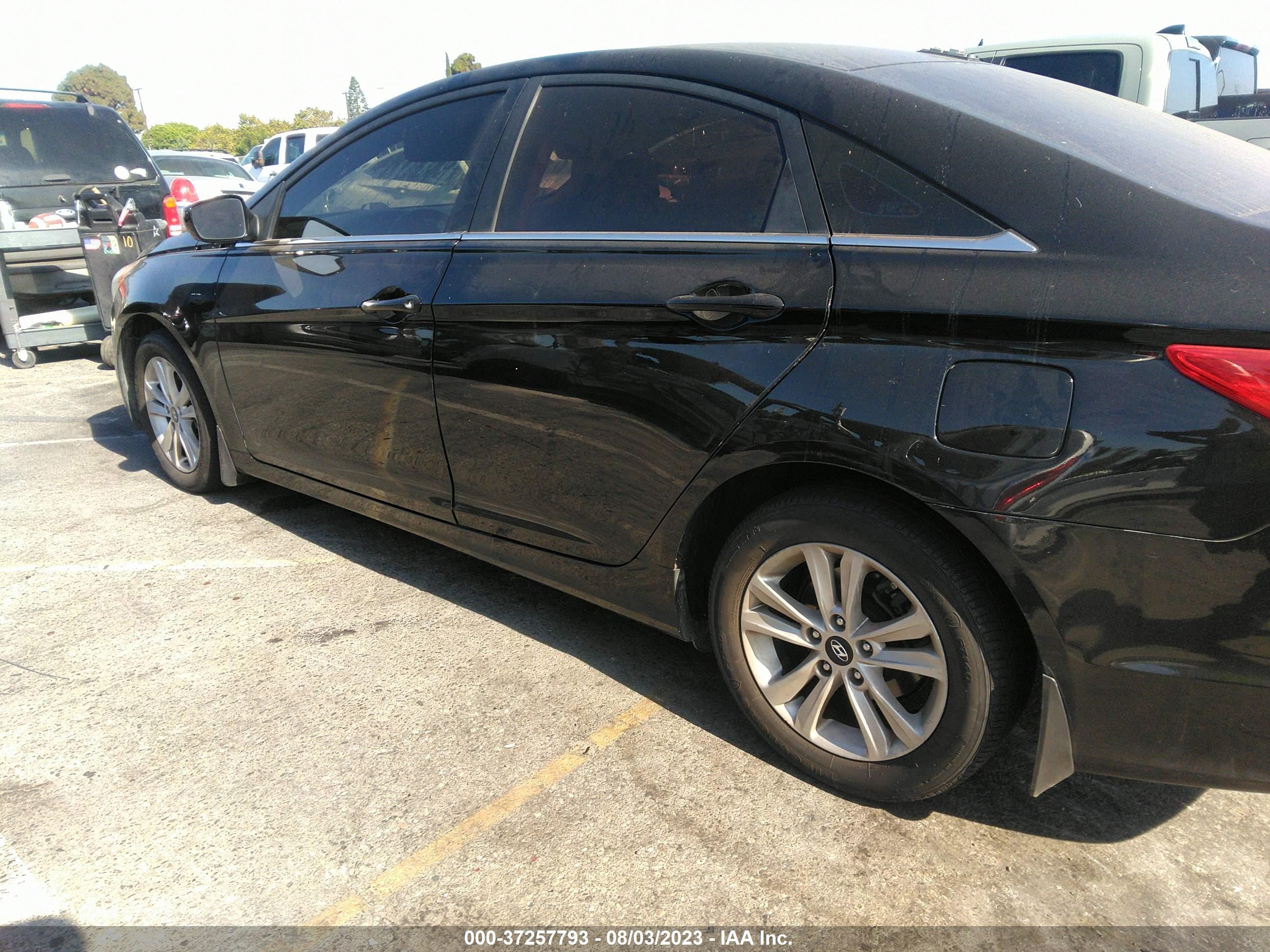 Photo 12 VIN: 5NPEB4AC4DH655612 - HYUNDAI SONATA 