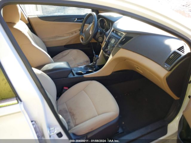 Photo 4 VIN: 5NPEB4AC4DH668831 - HYUNDAI SONATA 