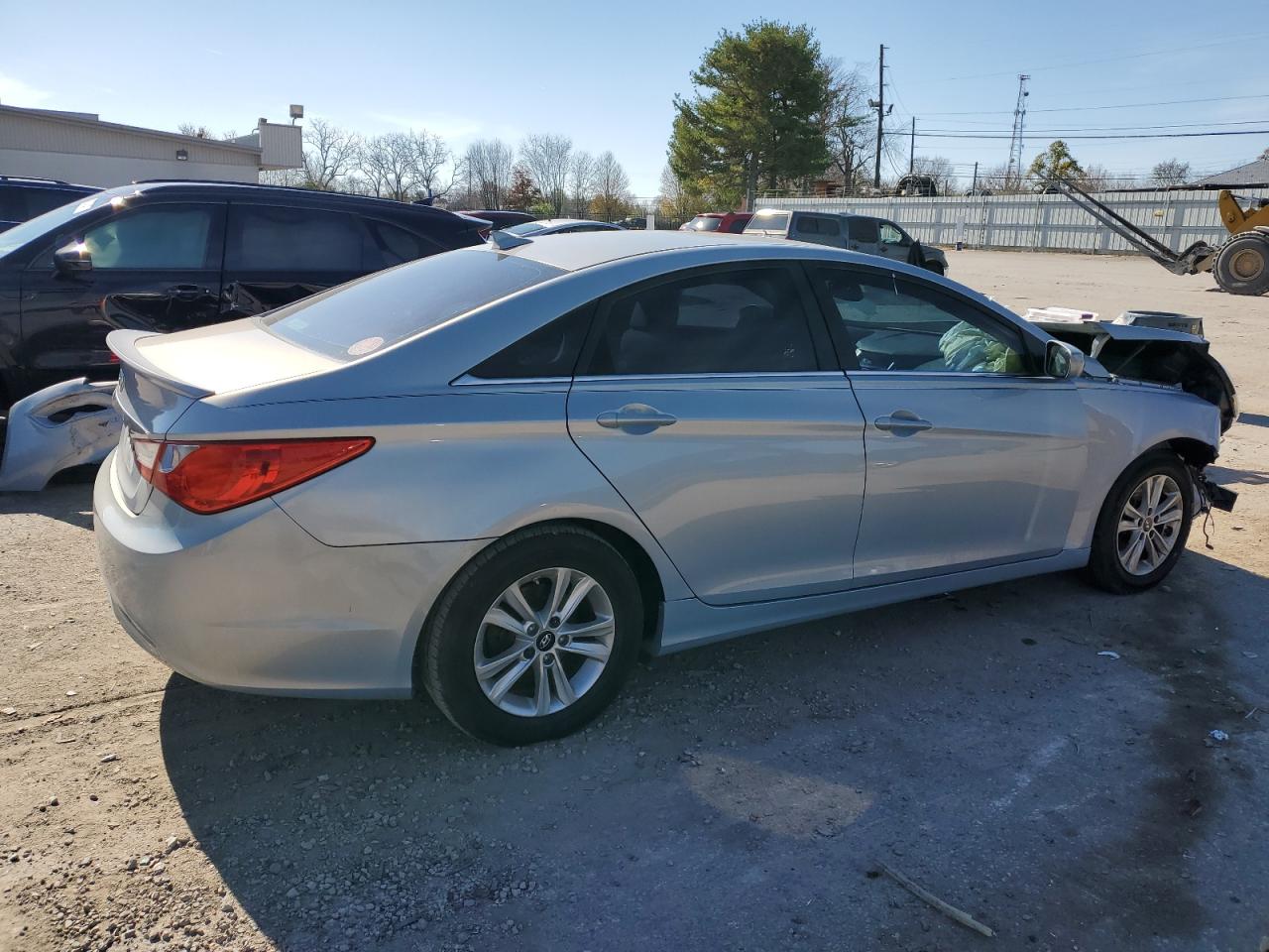 Photo 2 VIN: 5NPEB4AC4DH670353 - HYUNDAI SONATA 