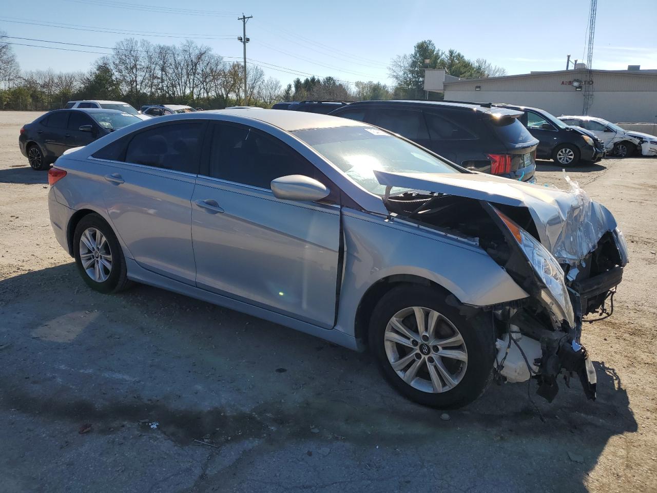 Photo 3 VIN: 5NPEB4AC4DH670353 - HYUNDAI SONATA 