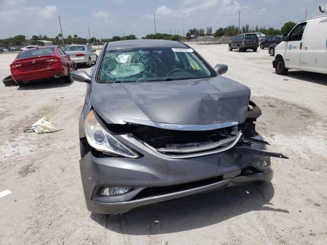 Photo 8 VIN: 5NPEB4AC4DH671048 - HYUNDAI SONATA GLS 