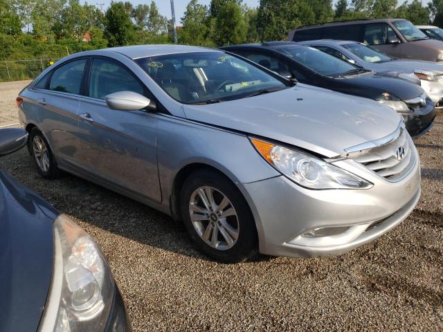 Photo 3 VIN: 5NPEB4AC4DH672846 - HYUNDAI SONATA GLS 