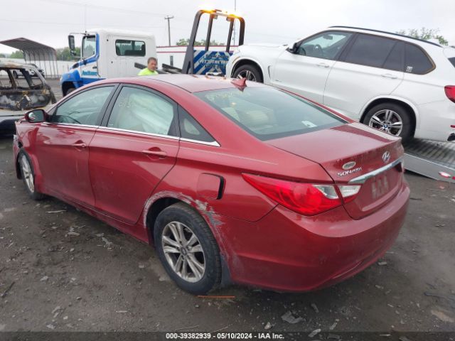 Photo 2 VIN: 5NPEB4AC4DH683667 - HYUNDAI SONATA 