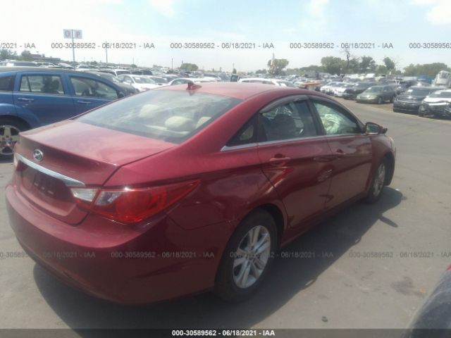 Photo 3 VIN: 5NPEB4AC4DH687184 - HYUNDAI SONATA 