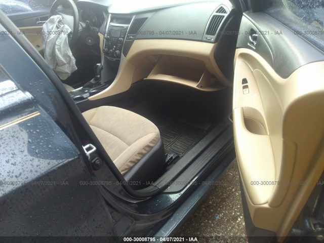 Photo 4 VIN: 5NPEB4AC4DH706350 - HYUNDAI SONATA 