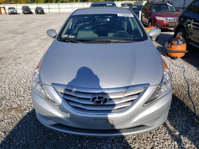 Photo 4 VIN: 5NPEB4AC4DH716067 - HYUNDAI SONATA GLS 