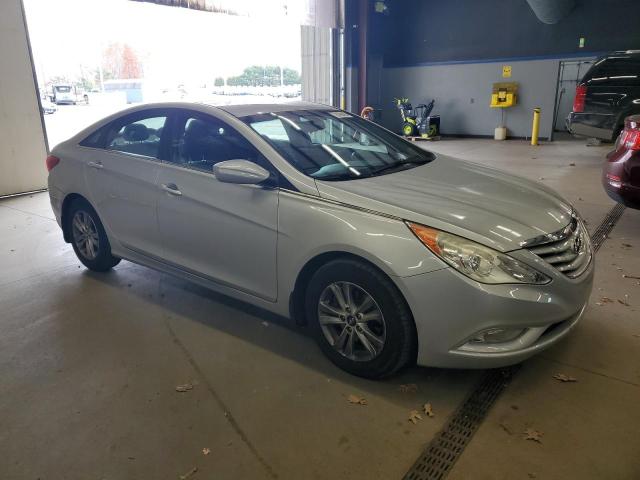 Photo 3 VIN: 5NPEB4AC4DH729675 - HYUNDAI SONATA GLS 