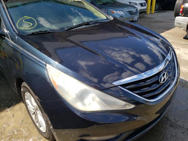 Photo 8 VIN: 5NPEB4AC4DH735699 - HYUNDAI SONATA GLS 