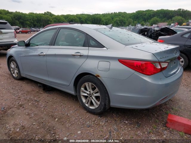 Photo 2 VIN: 5NPEB4AC4DH738635 - HYUNDAI SONATA 