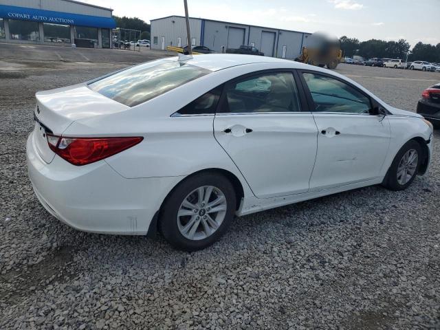 Photo 2 VIN: 5NPEB4AC4DH744418 - HYUNDAI SONATA GLS 