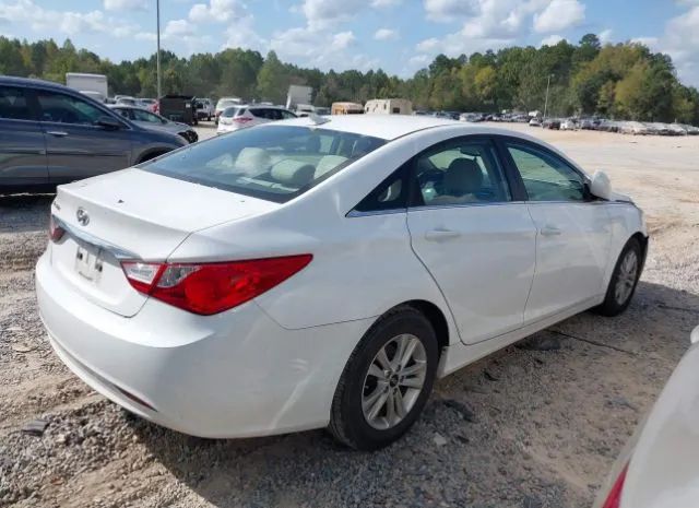 Photo 3 VIN: 5NPEB4AC4DH752132 - HYUNDAI SONATA 