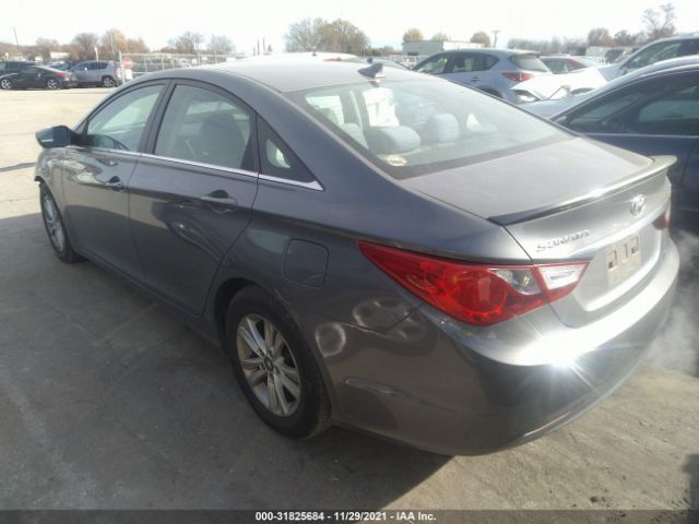 Photo 2 VIN: 5NPEB4AC4DH753068 - HYUNDAI SONATA 