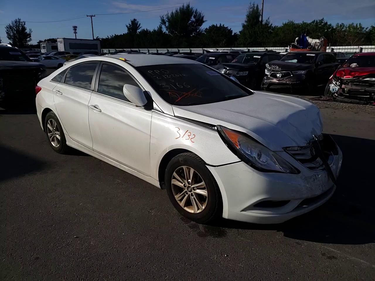 Photo 10 VIN: 5NPEB4AC4DH753166 - HYUNDAI SONATA GLS 