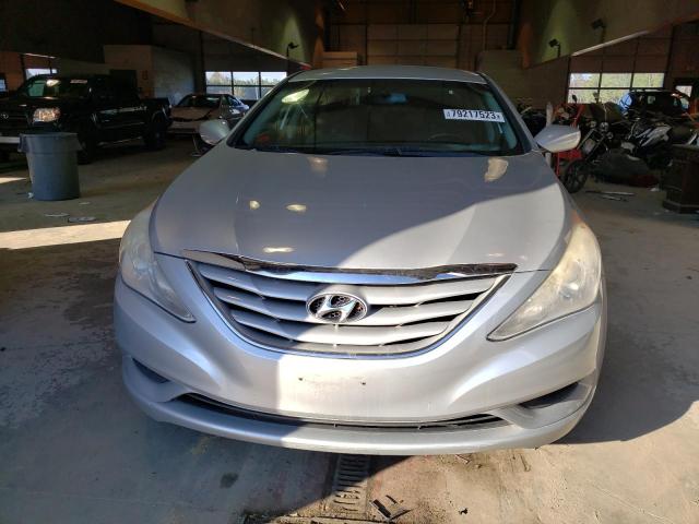 Photo 4 VIN: 5NPEB4AC4DH761512 - HYUNDAI SONATA 