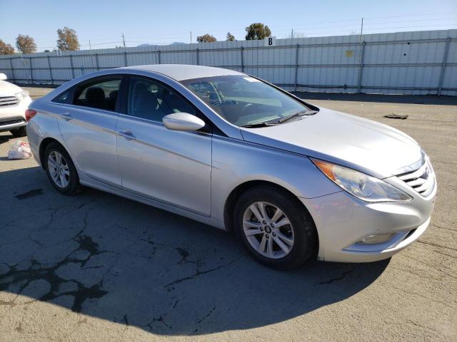 Photo 3 VIN: 5NPEB4AC4DH780500 - HYUNDAI SONATA GLS 