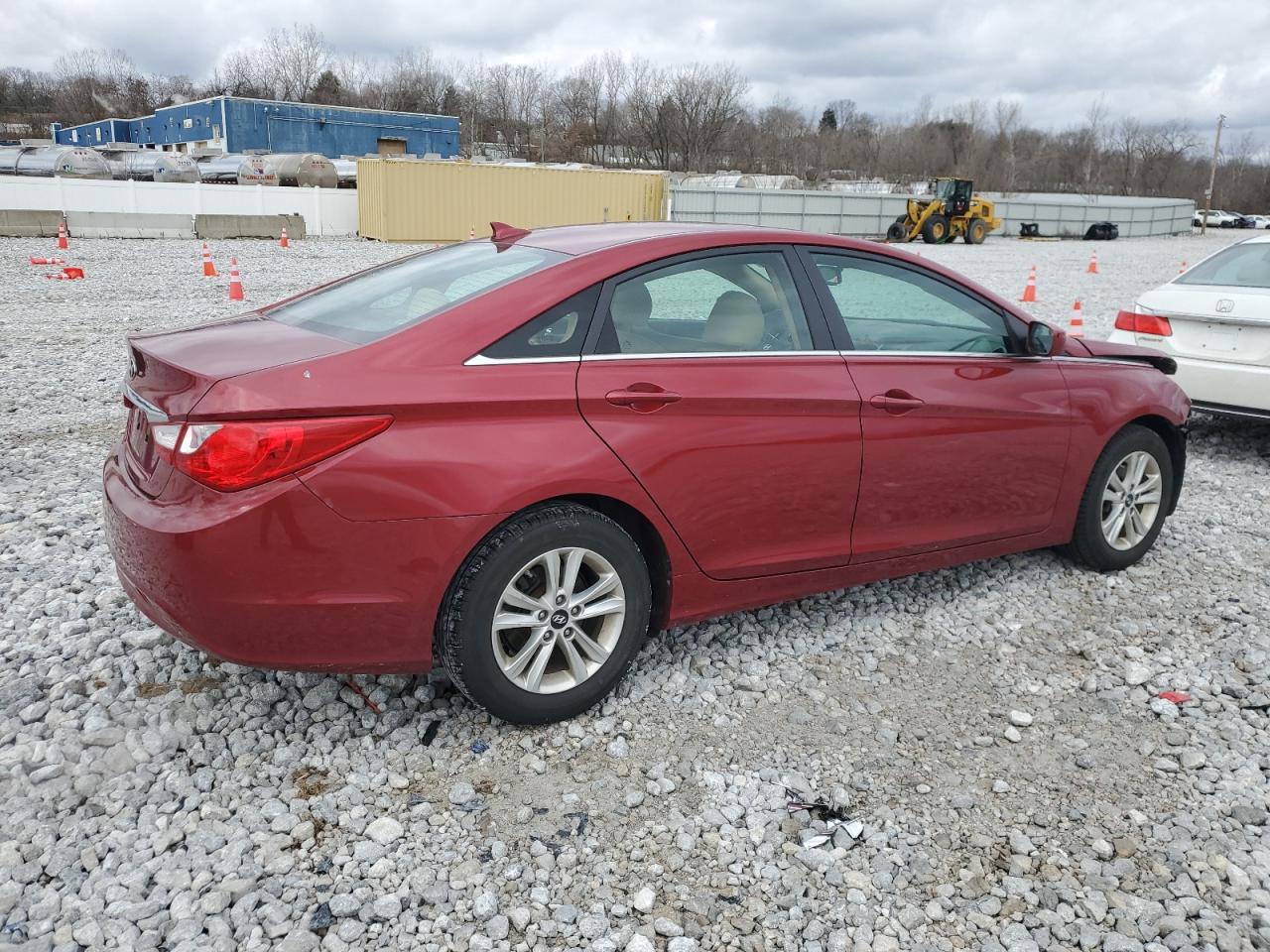 Photo 2 VIN: 5NPEB4AC4DH799225 - HYUNDAI SONATA 