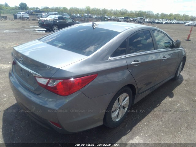 Photo 3 VIN: 5NPEB4AC4EH812234 - HYUNDAI SONATA 