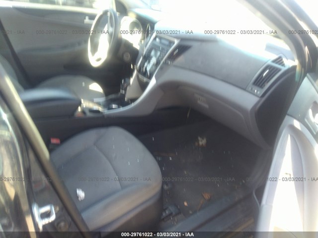 Photo 4 VIN: 5NPEB4AC4EH821516 - HYUNDAI SONATA 