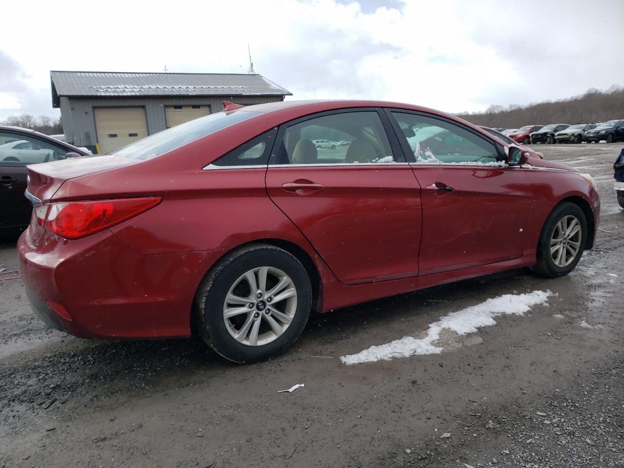 Photo 2 VIN: 5NPEB4AC4EH853379 - HYUNDAI SONATA 