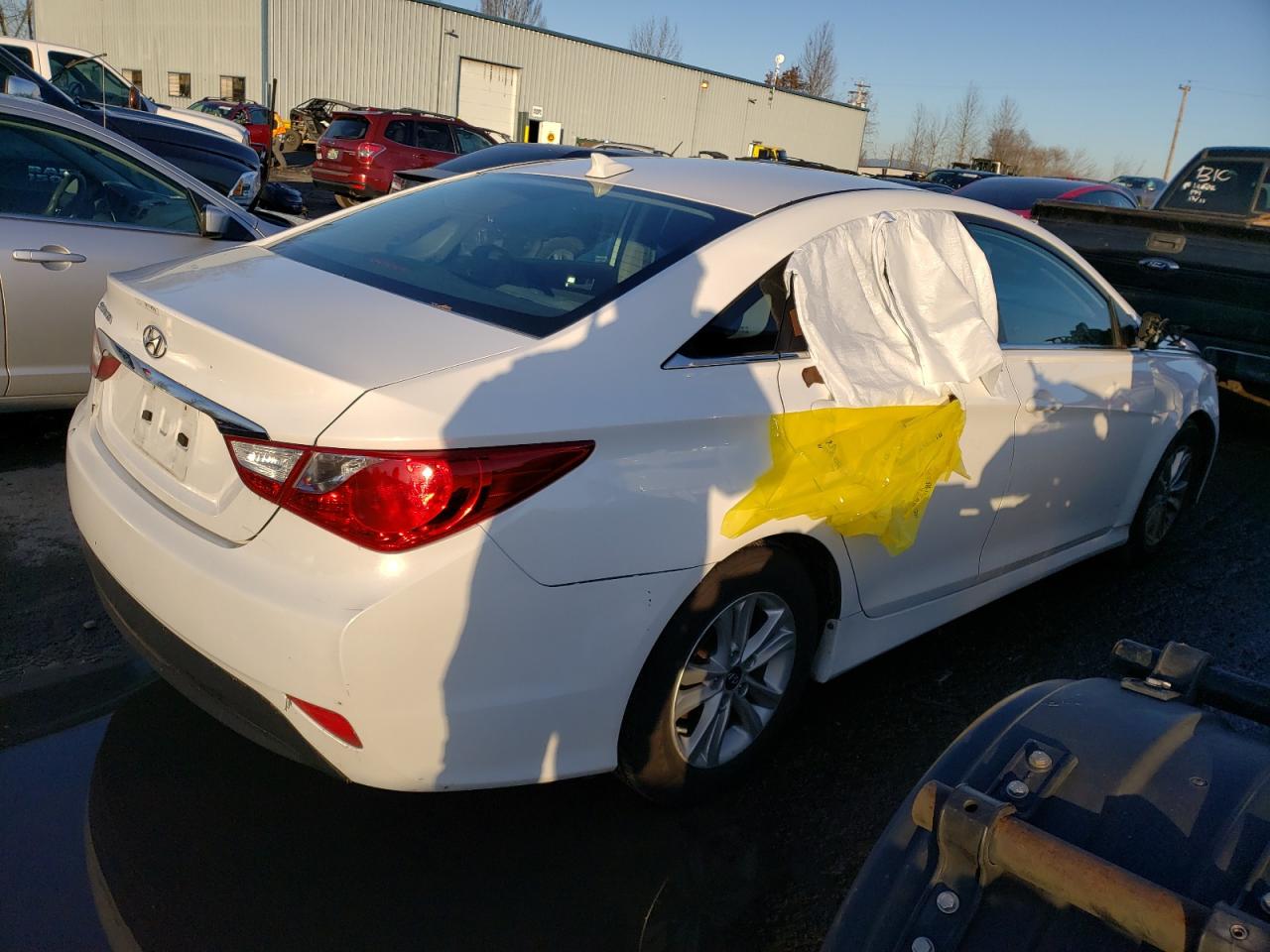 Photo 2 VIN: 5NPEB4AC4EH853592 - HYUNDAI SONATA 